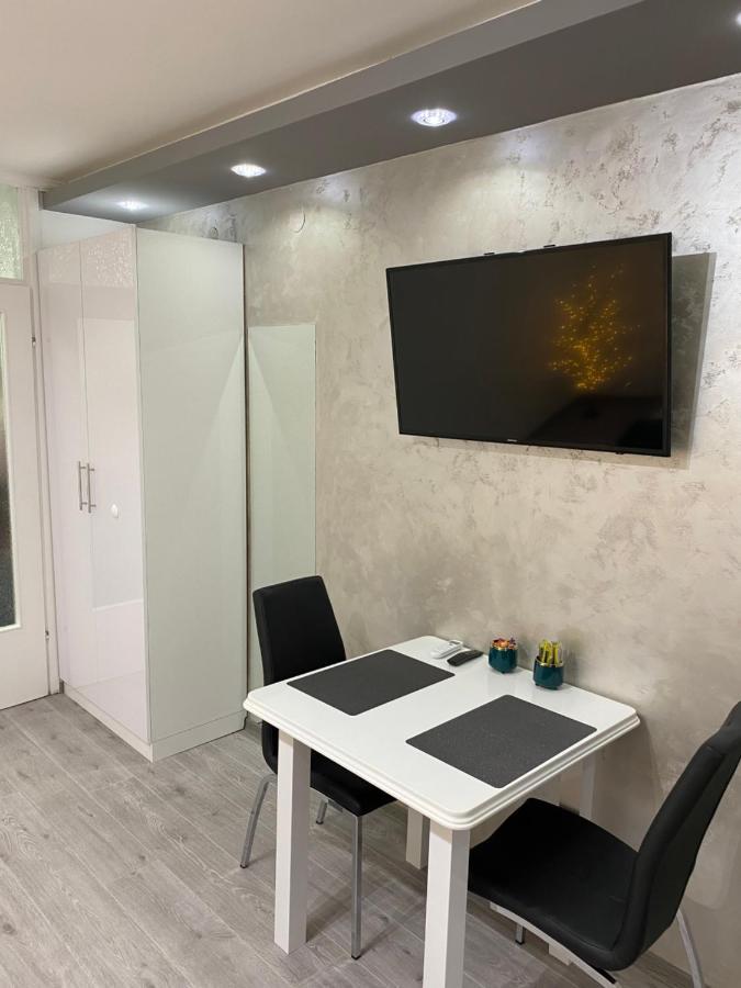Manirosi 5 Apartment Subotica Exteriér fotografie